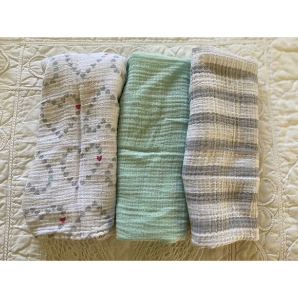 Aden Anais Baby Blanket Lot Of 3 Swaddle Muslin Cotton Hearts Stripes Solid NWOT - Picture 1 of 16